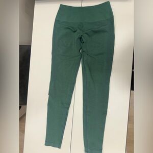 Alphalete amplify green legging size medium